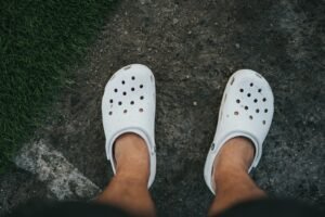 crocs stains cleaning tips